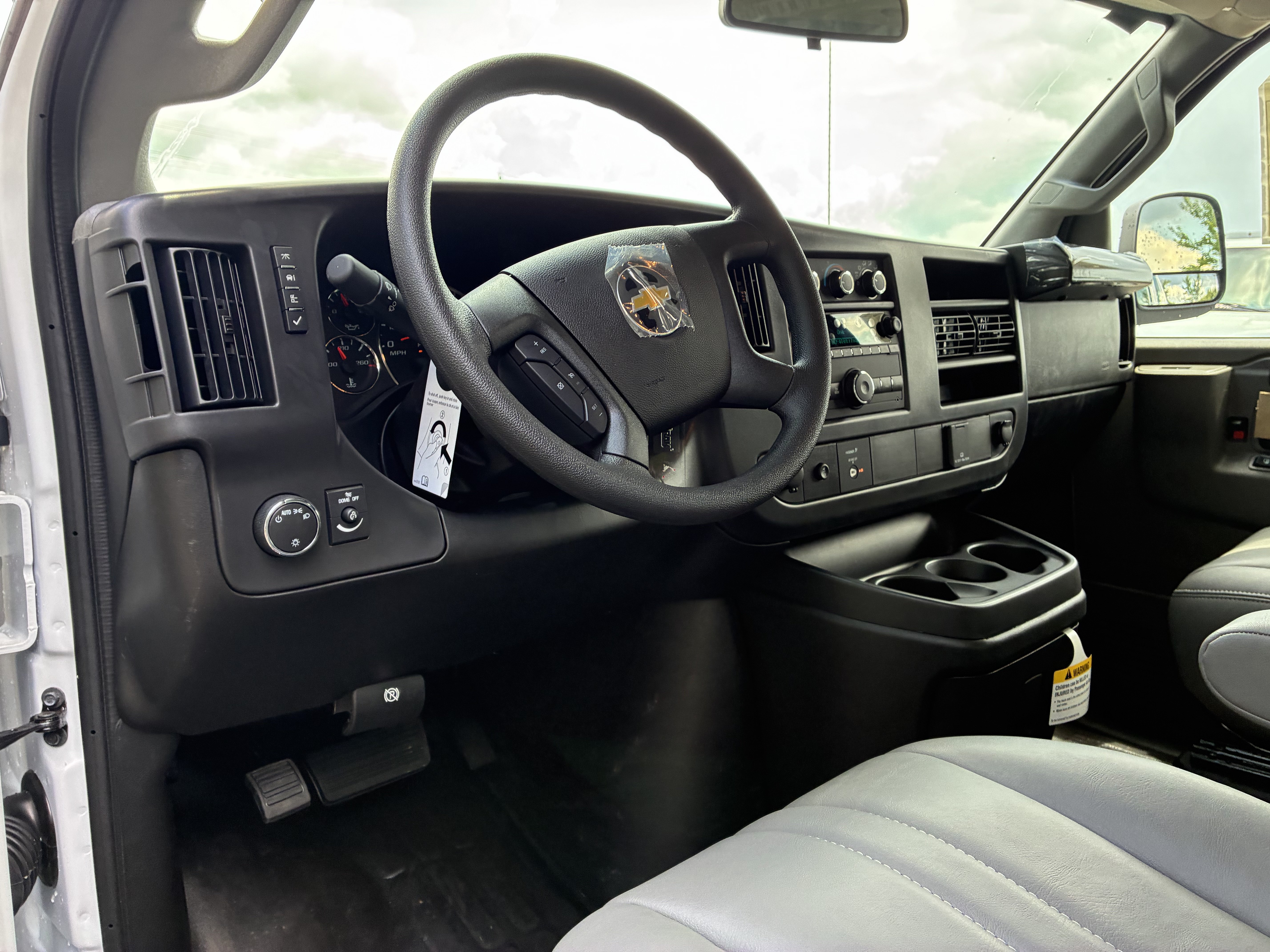 New 2026 Chevrolet Express 3500 Extended w/ Driver Convenience Package RWD image 24