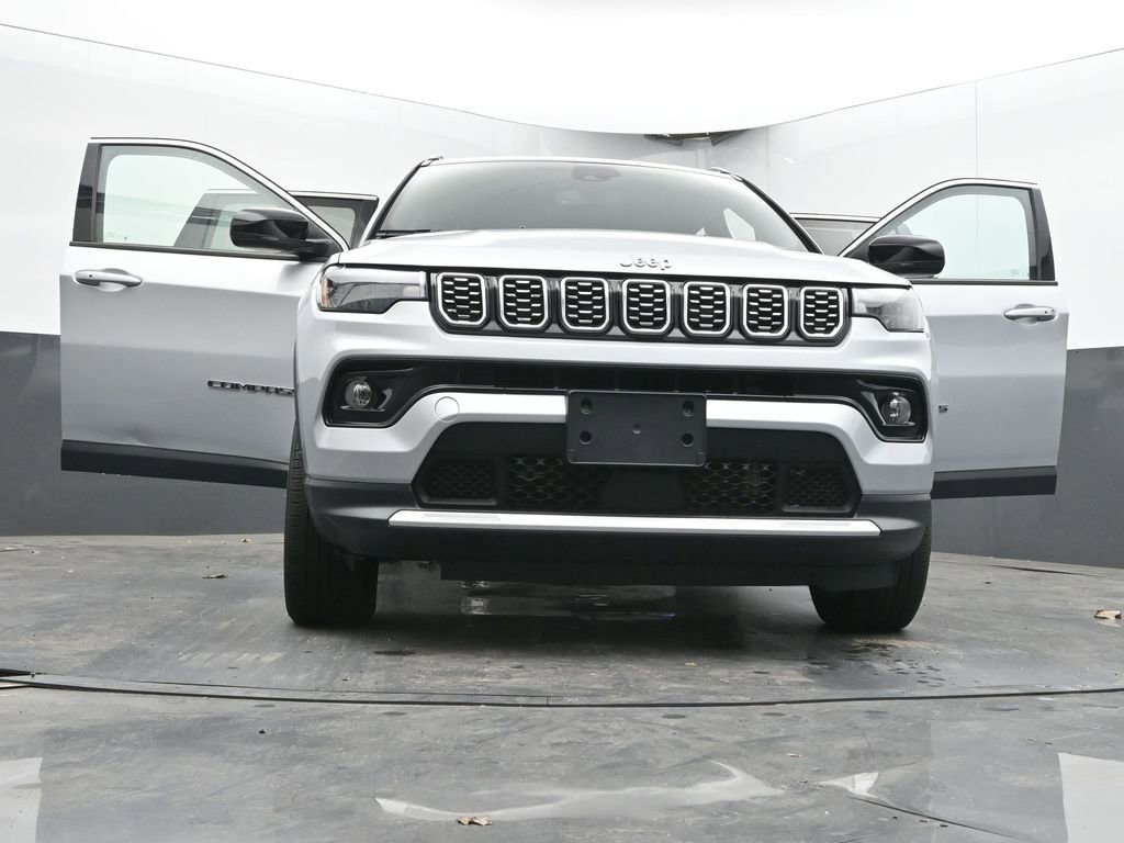 Used 2025 Jeep Compass Limited AWD/4WD image 71