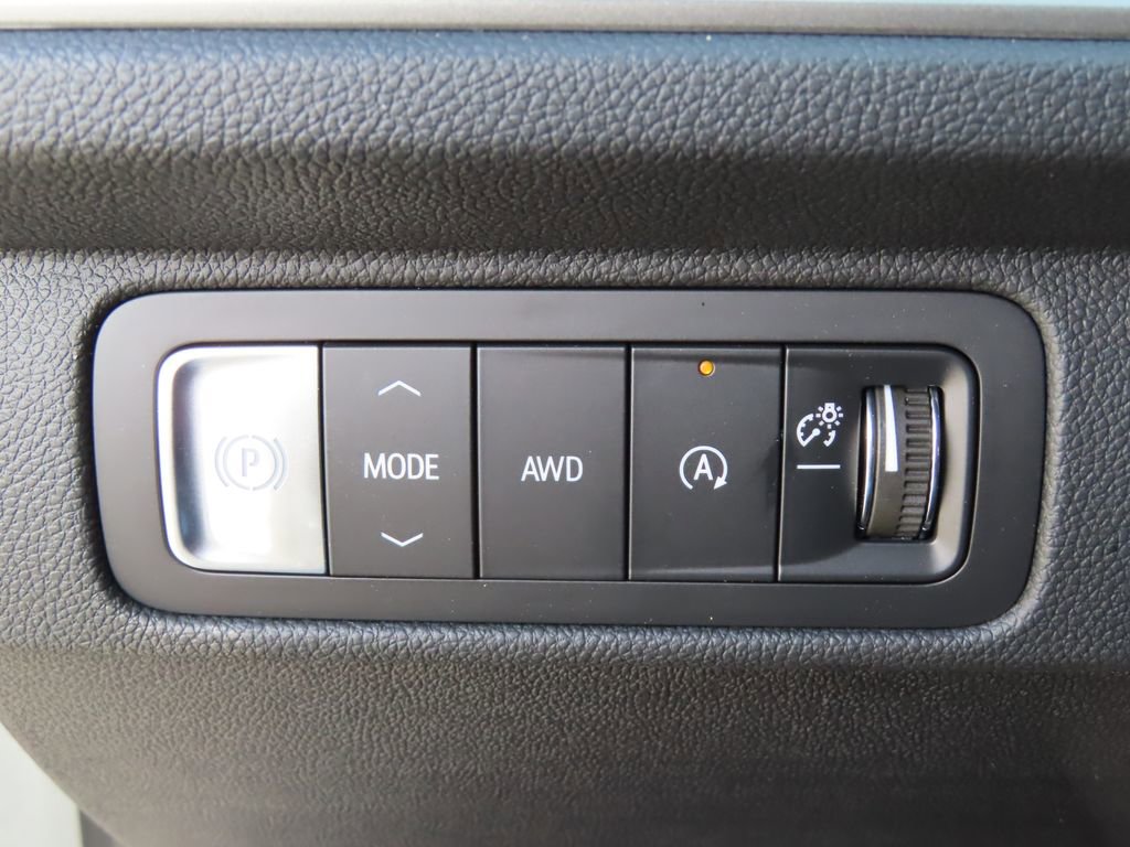 New 2026 Chevrolet Traverse LT AWD/4WD image 14