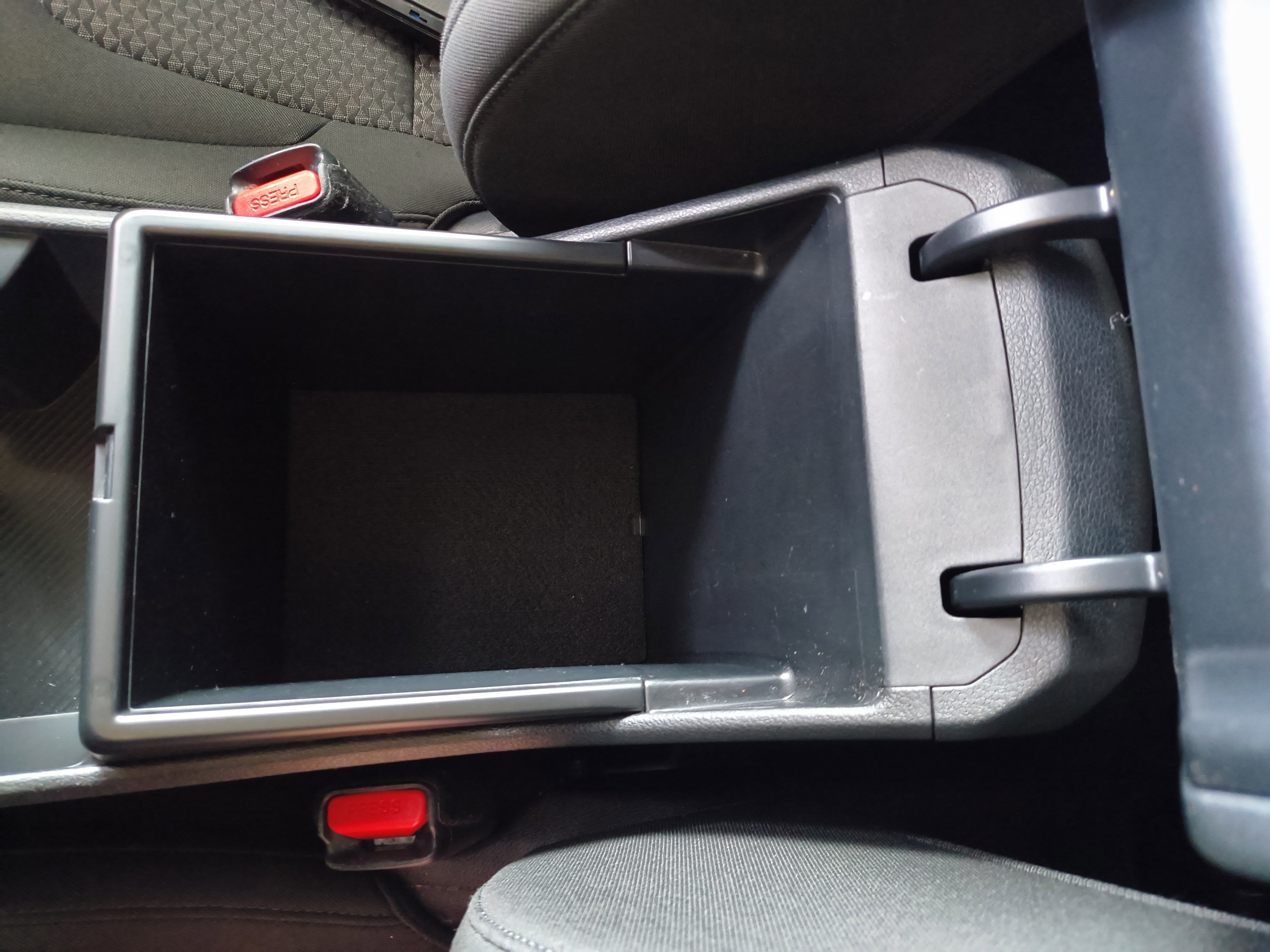 Used 2023 Kia Sportage LX image 25