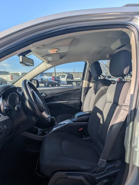 Used 2015 Dodge Journey SE image 31