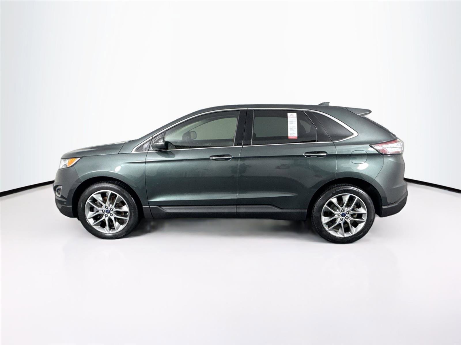 Used 2015 Ford Edge Titanium w/ Equipment Group 302A AWD/4WD image 14