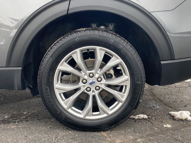 Used 2023 Ford Explorer XLT w/ Equipment Group 202A image 18