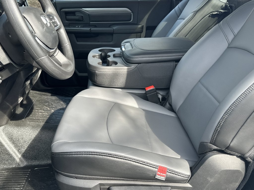 New 2026 RAM 4500 Tradesman AWD/4WD image 10