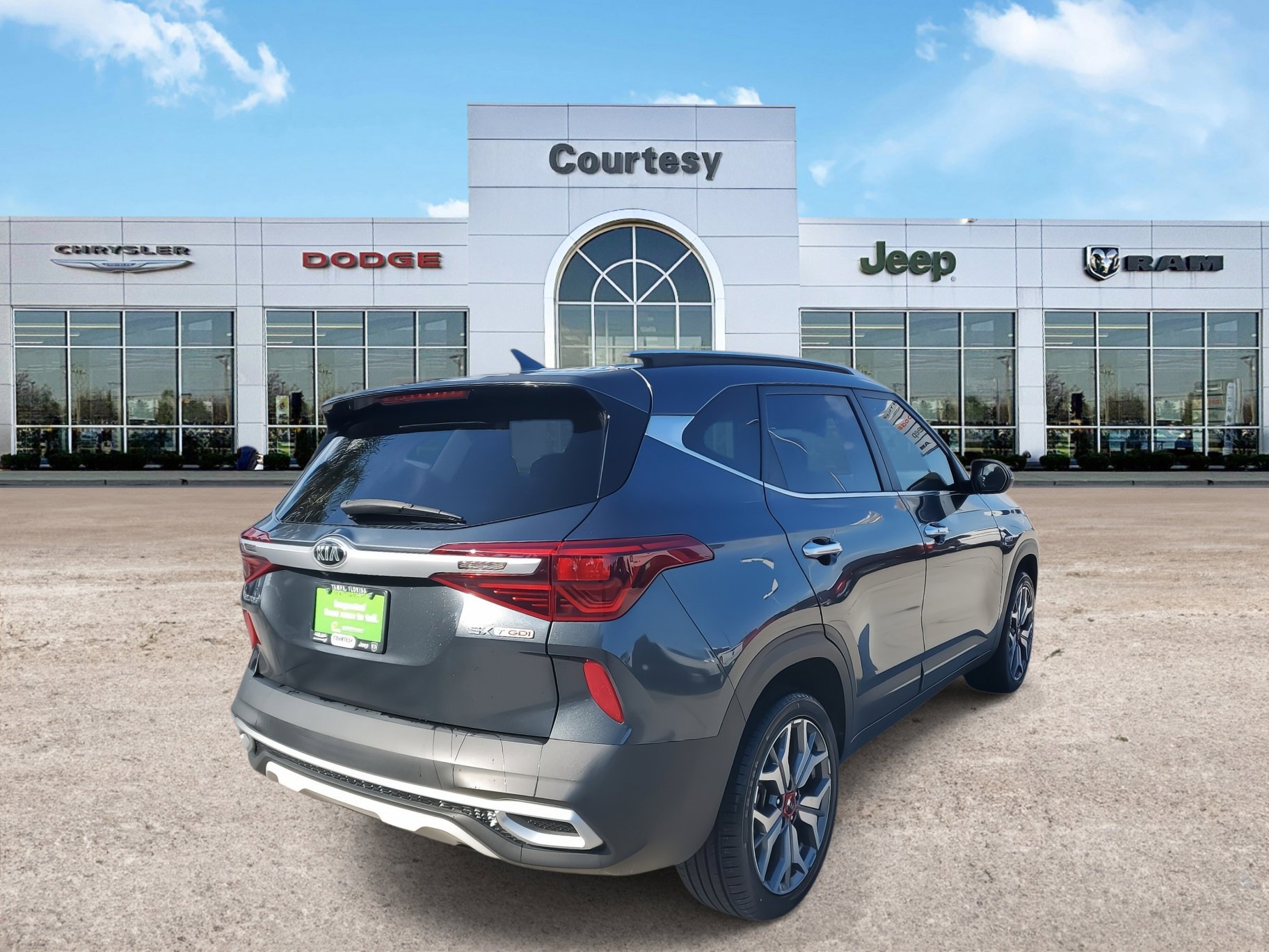 Used 2021 Kia Seltos SX image 4