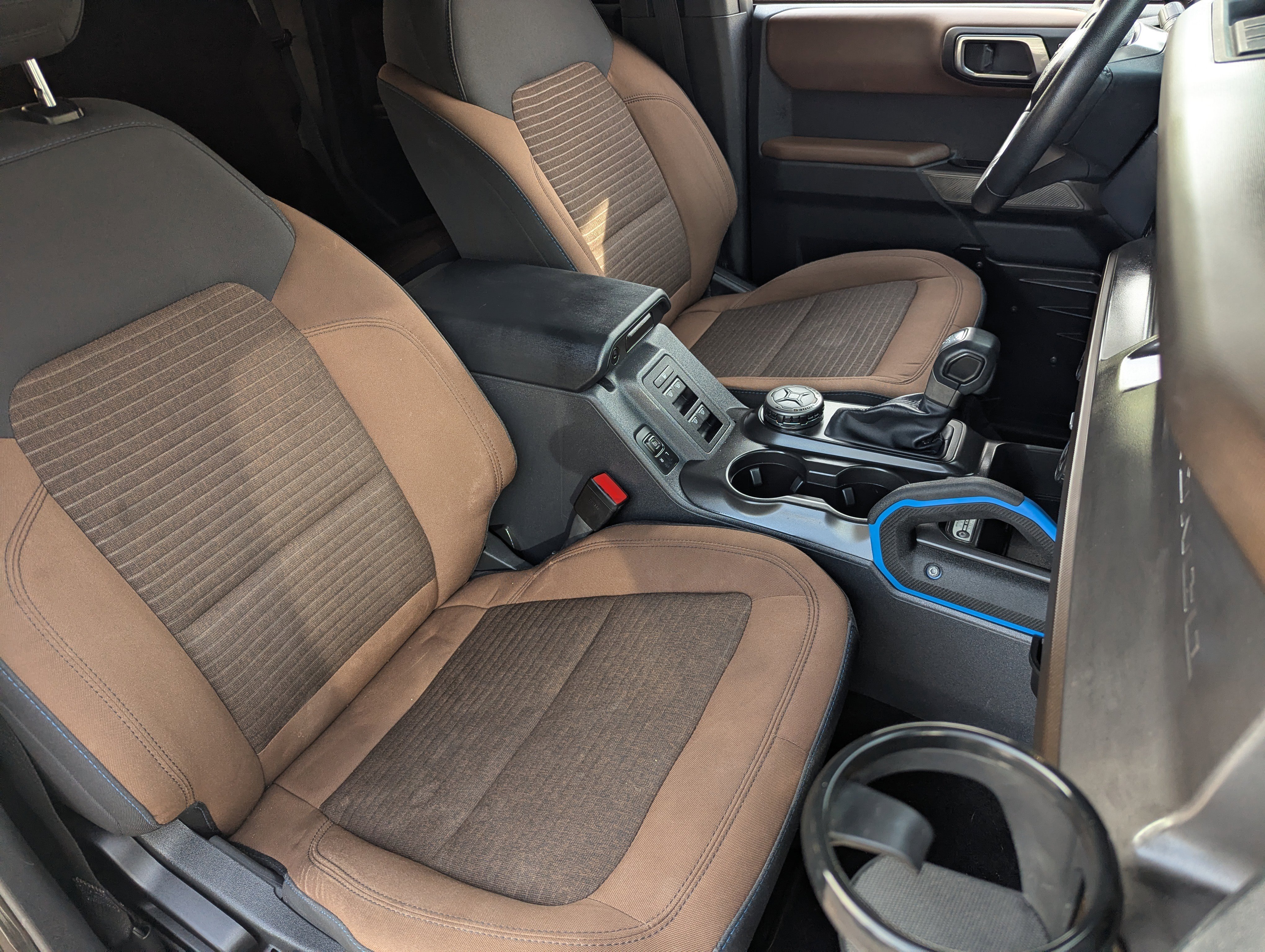 Used 2023 Ford Bronco Outer Banks image 9