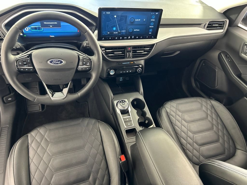 Used 2023 Ford Escape SE FWD image 12