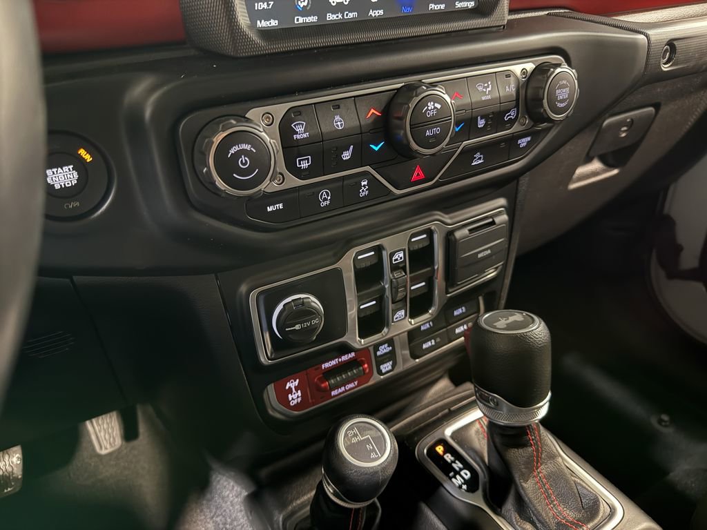 Used 2023 Jeep Wrangler Unlimited Rubicon w/ Cold Weather Group image 82