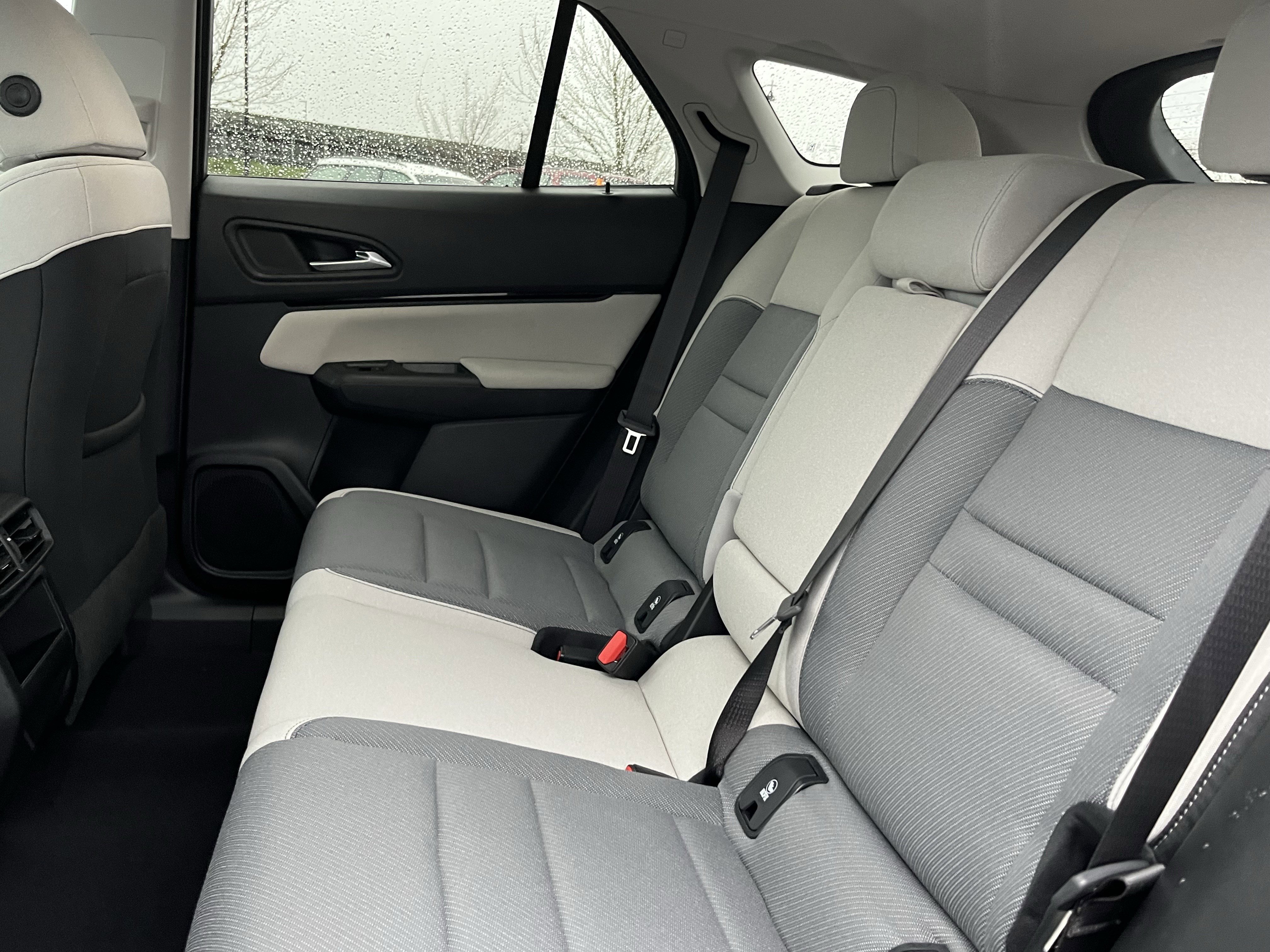 Used 2025 Honda Prologue EX image 14