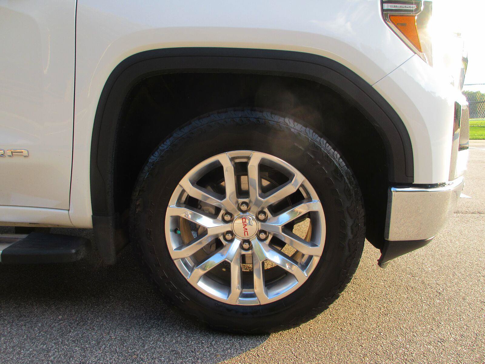 Used 2022 GMC Sierra 1500 SLT w/ SLT Premium Plus Package AWD/4WD image 23