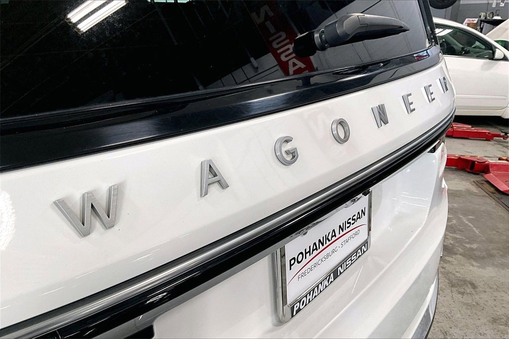 Used 2024 Jeep Wagoneer L Series II w/ Flexible Seating Group image 31