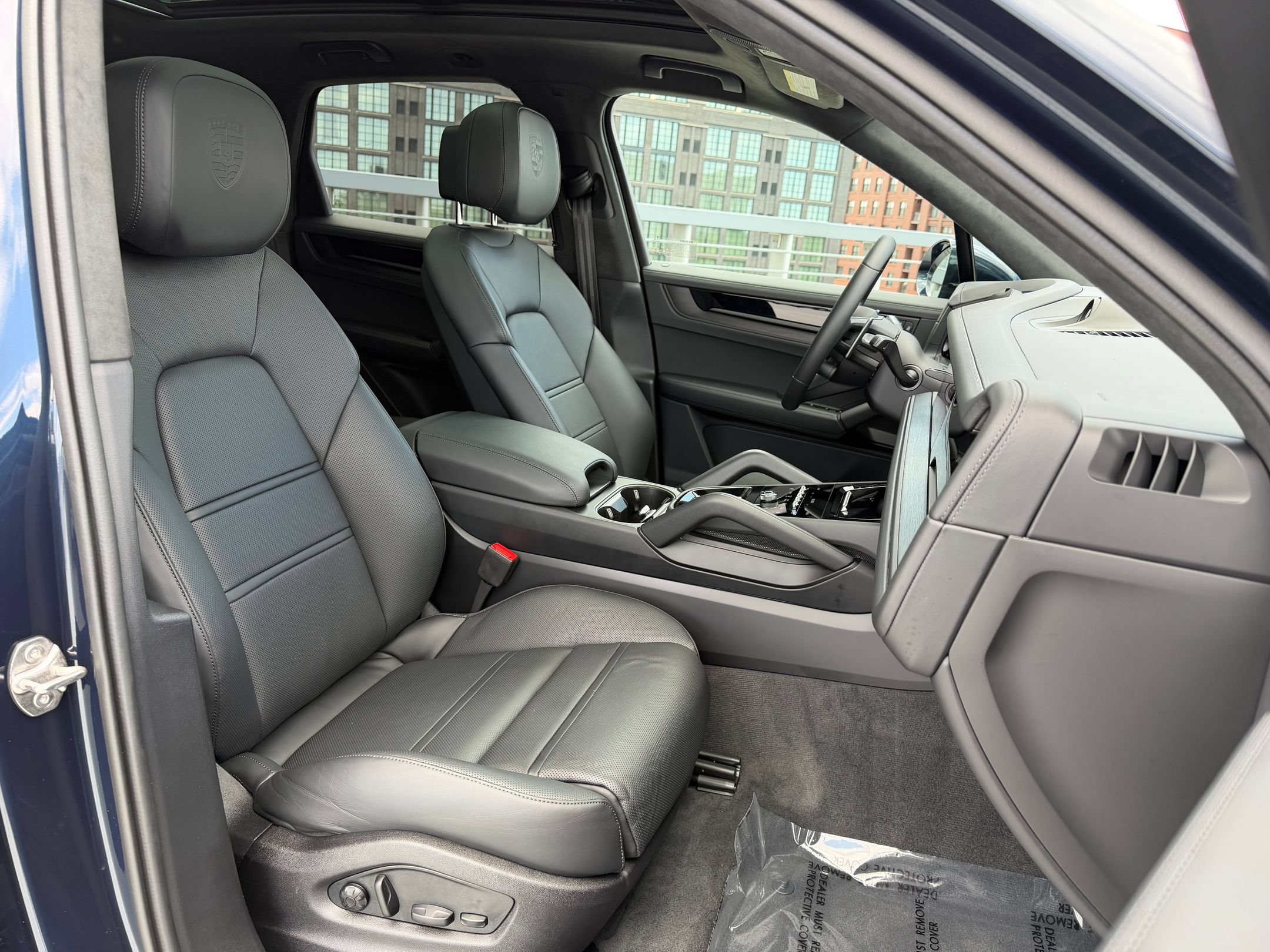 Certified 2026 Porsche Cayenne GTS AWD/4WD image 22