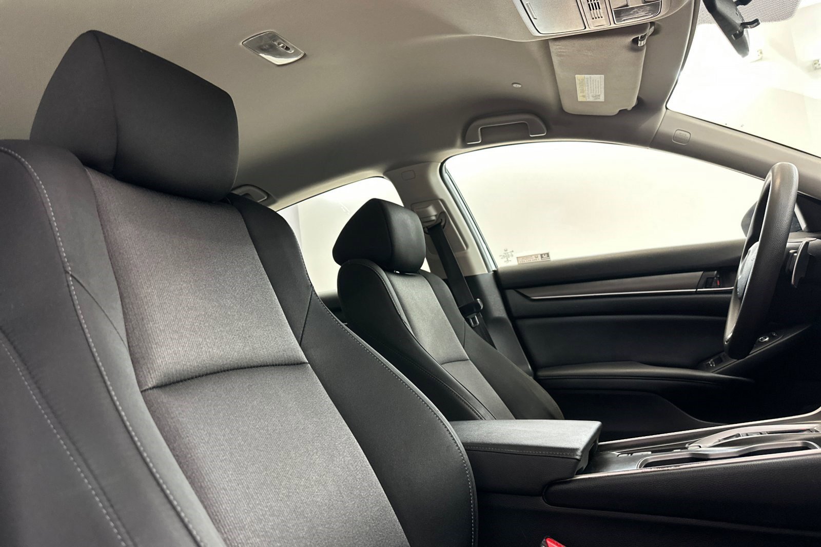 Used 2021 Honda Accord Hybrid image 30