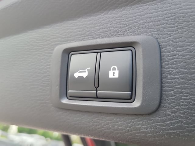 Used 2023 Mitsubishi Outlander SEL FWD image 11