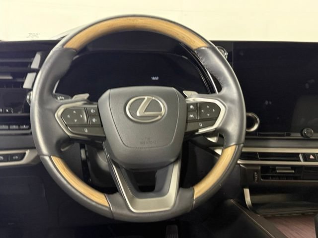 Used 2023 Lexus RX 350 Premium Plus w/ Cold Area Package AWD/4WD image 25
