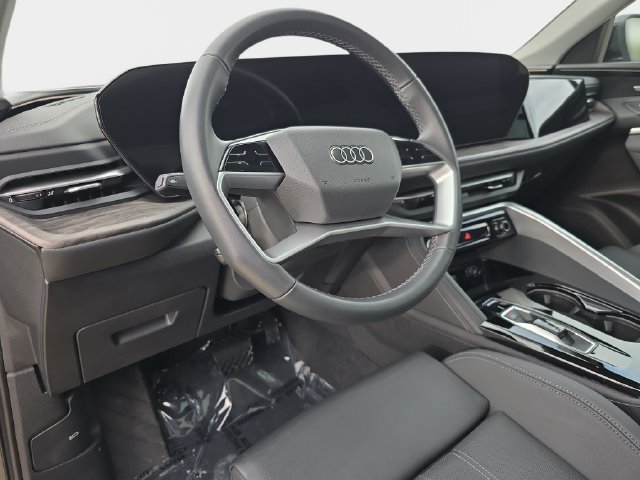 Used 2025 Audi Q5 Premium Plus w/ Premium Plus AWD/4WD image 20