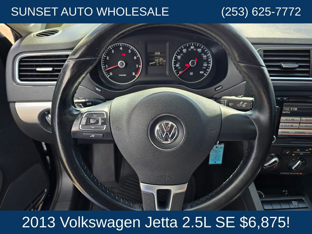 Used 2013 Volkswagen Jetta SE image 28