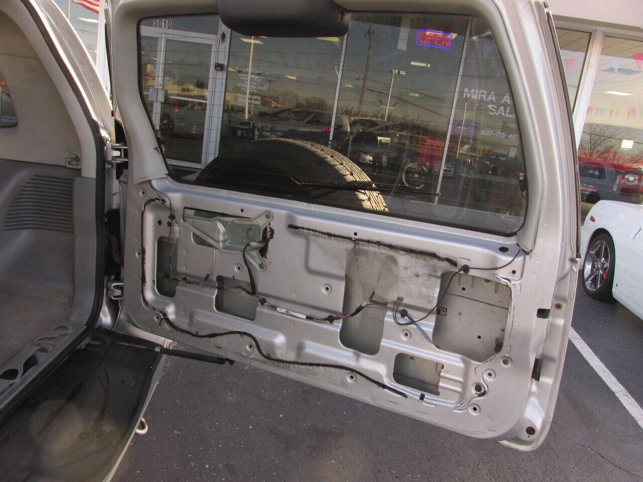 Used 2005 Suzuki XL7 LX image 20