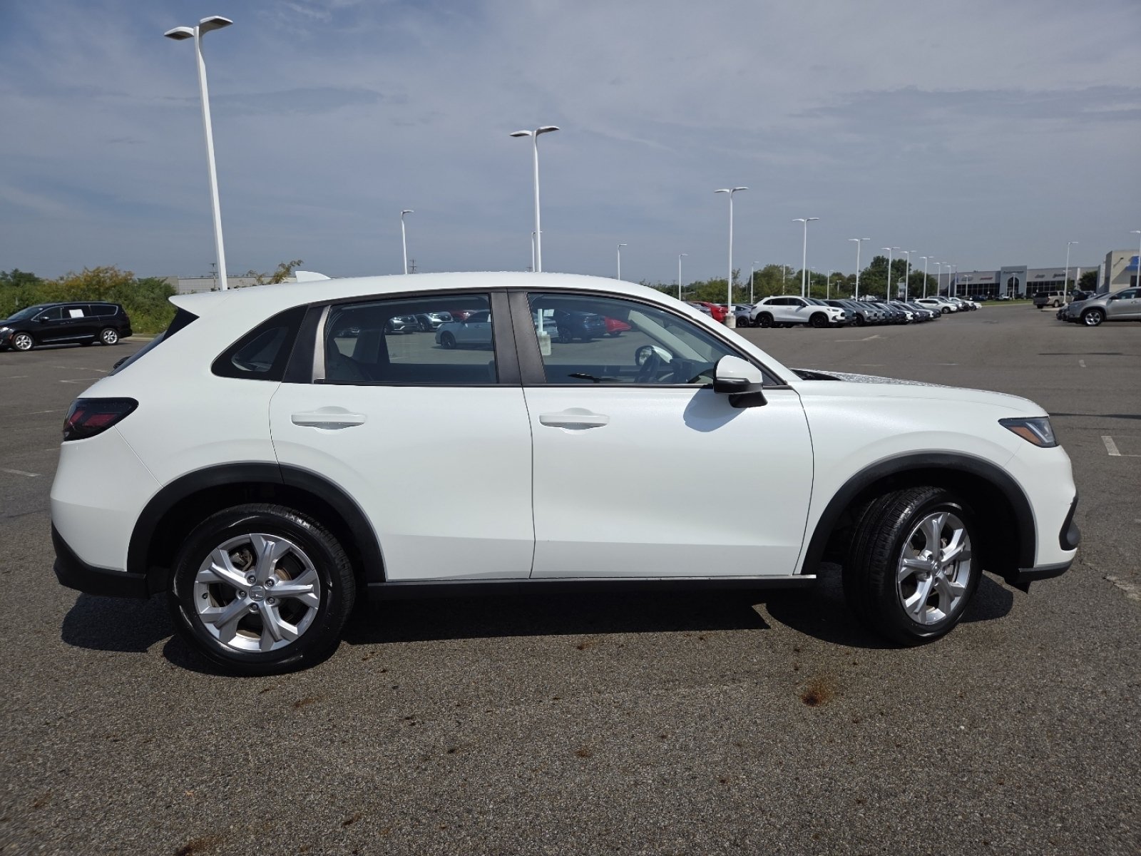 Certified 2024 Honda HR-V LX image 17