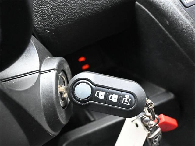 Used 2016 RAM ProMaster 2500 w/ Interior Convenience Group image 20