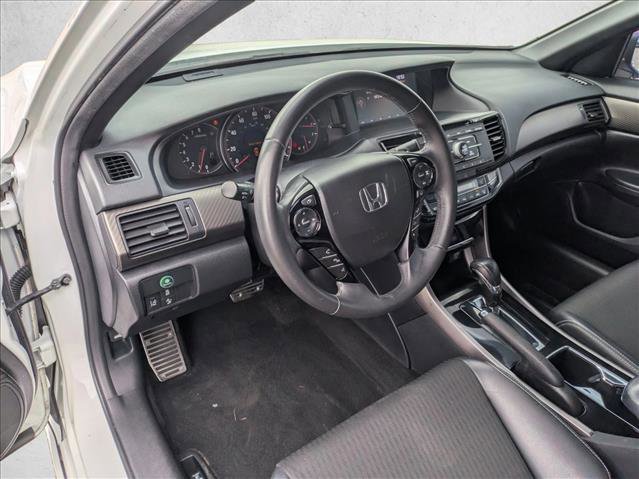 Used 2016 Honda Accord Sport image 9