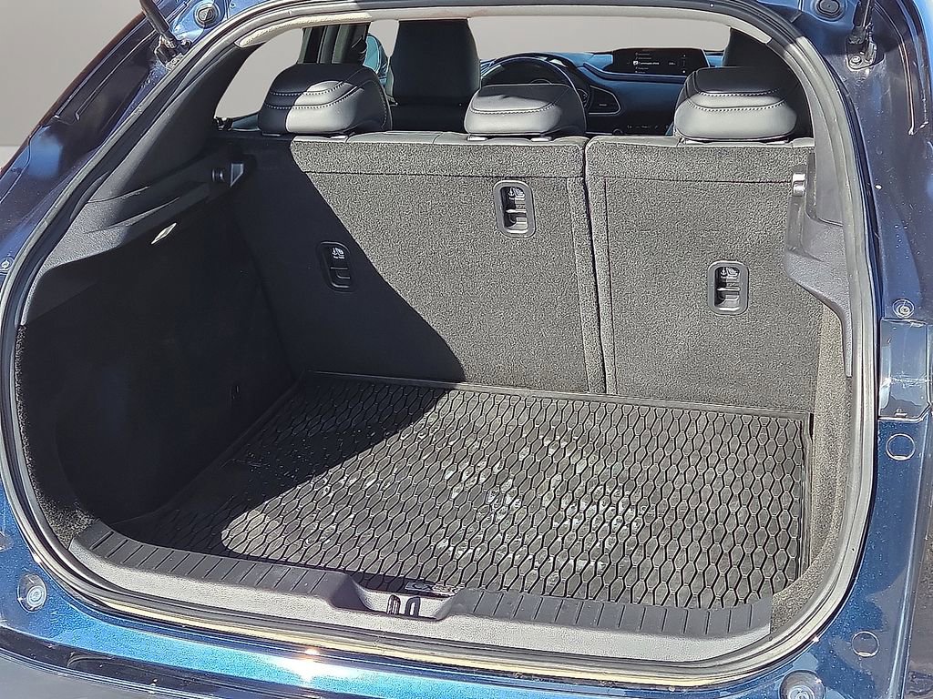 Used 2024 MAZDA CX-30 AWD 2.5 S w/ Select Sport Pkg image 17