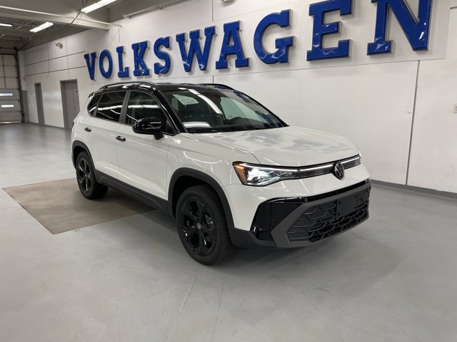 New 2026 Volkswagen Taos SE image 5