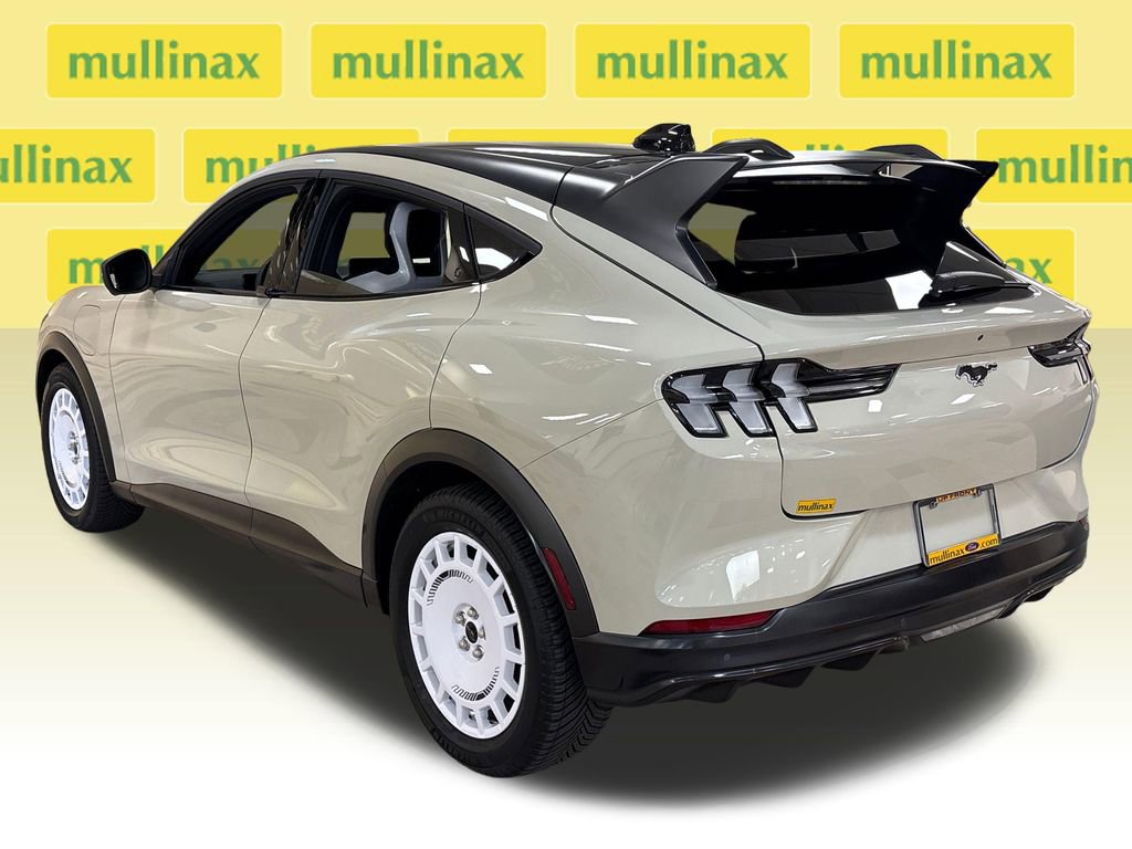 Certified 2025 Ford Mustang Mach-E GT image 7