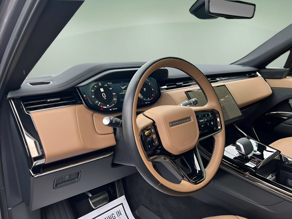 Used 2025 Land Rover Range Rover Sport Dynamic SE AWD/4WD image 23