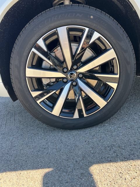 New 2026 Volvo XC90 B5 Core AWD/4WD image 33