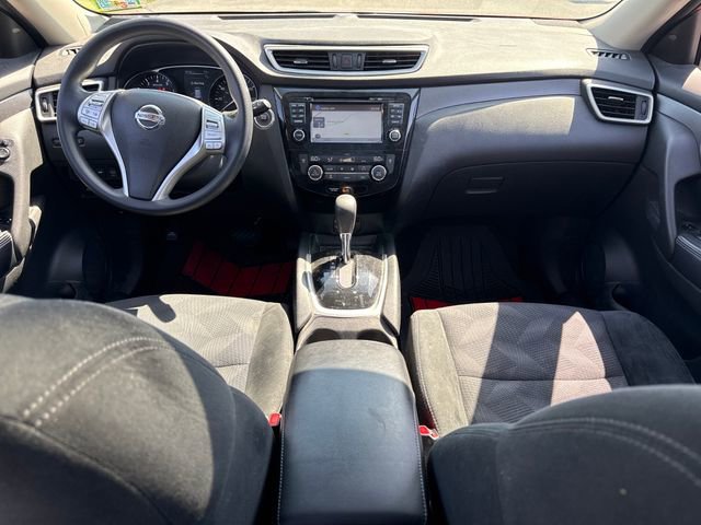 Used 2016 Nissan Rogue SV w/ SV Premium Package AWD/4WD image 15