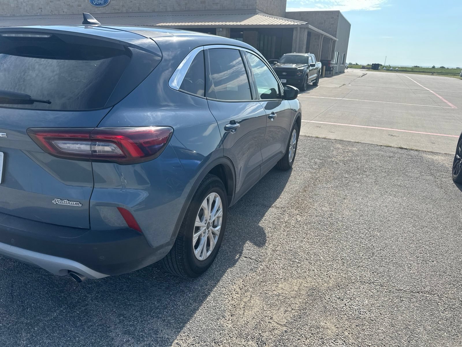 Used 2023 Ford Escape Active w/ Tech Pack #1 FWD image 5