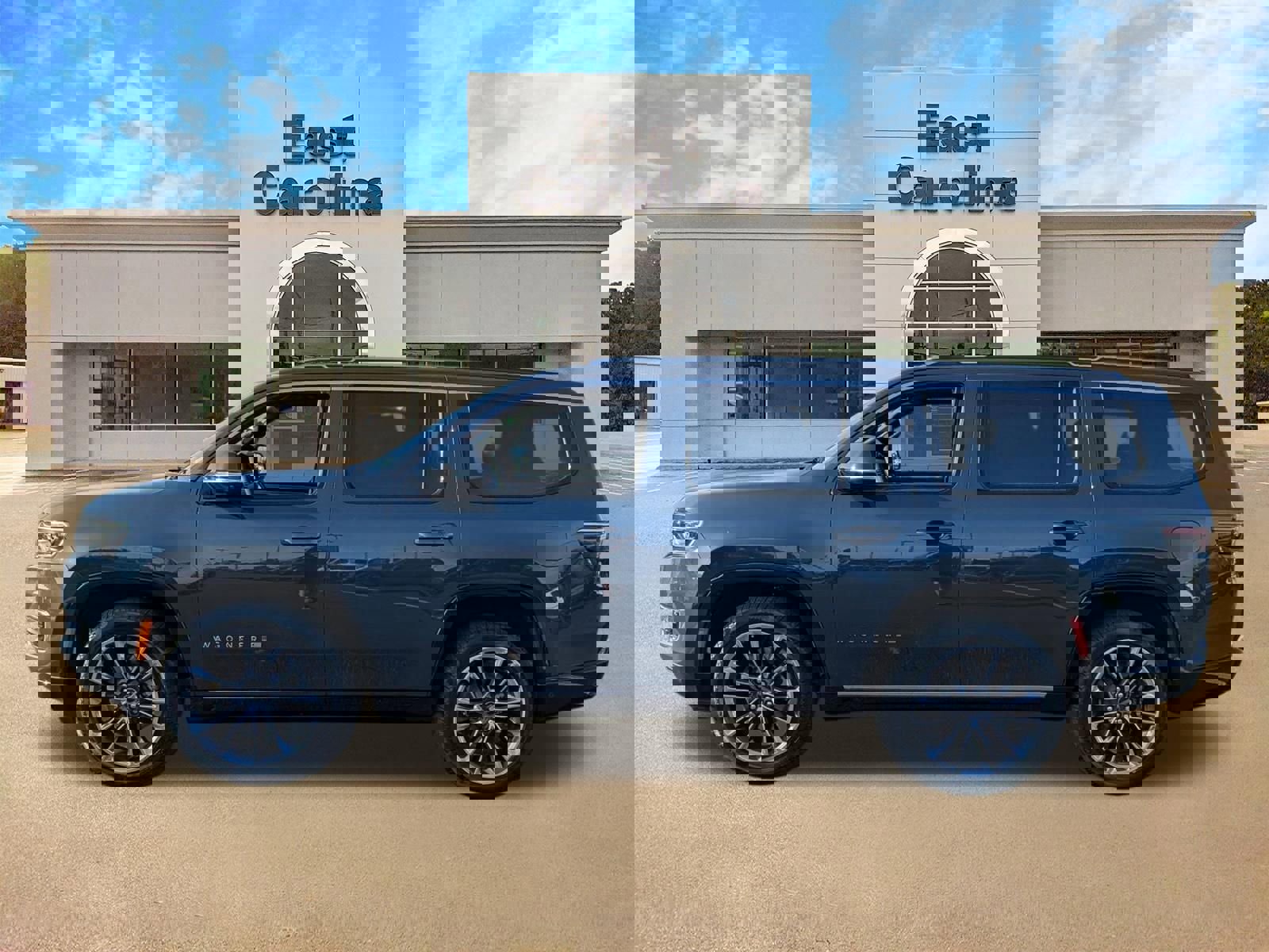 Certified 2025 Jeep Wagoneer Series III w/ Premium Group I image 6