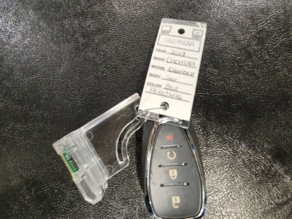 Used 2023 Chevrolet Equinox LT image 32