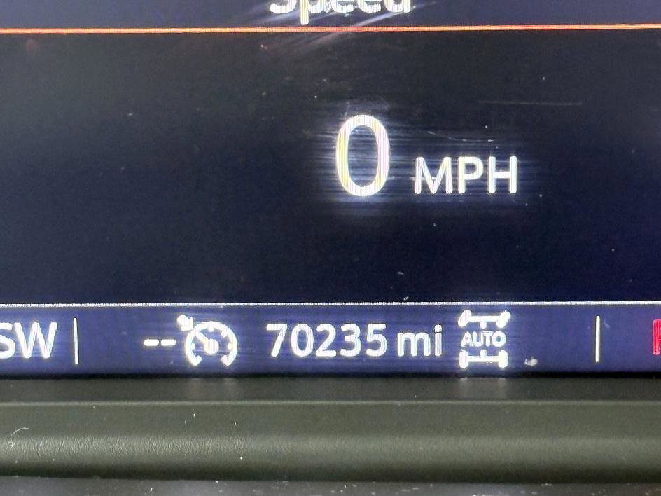 Used 2021 Chevrolet Silverado 1500 LT Trail Boss image 21