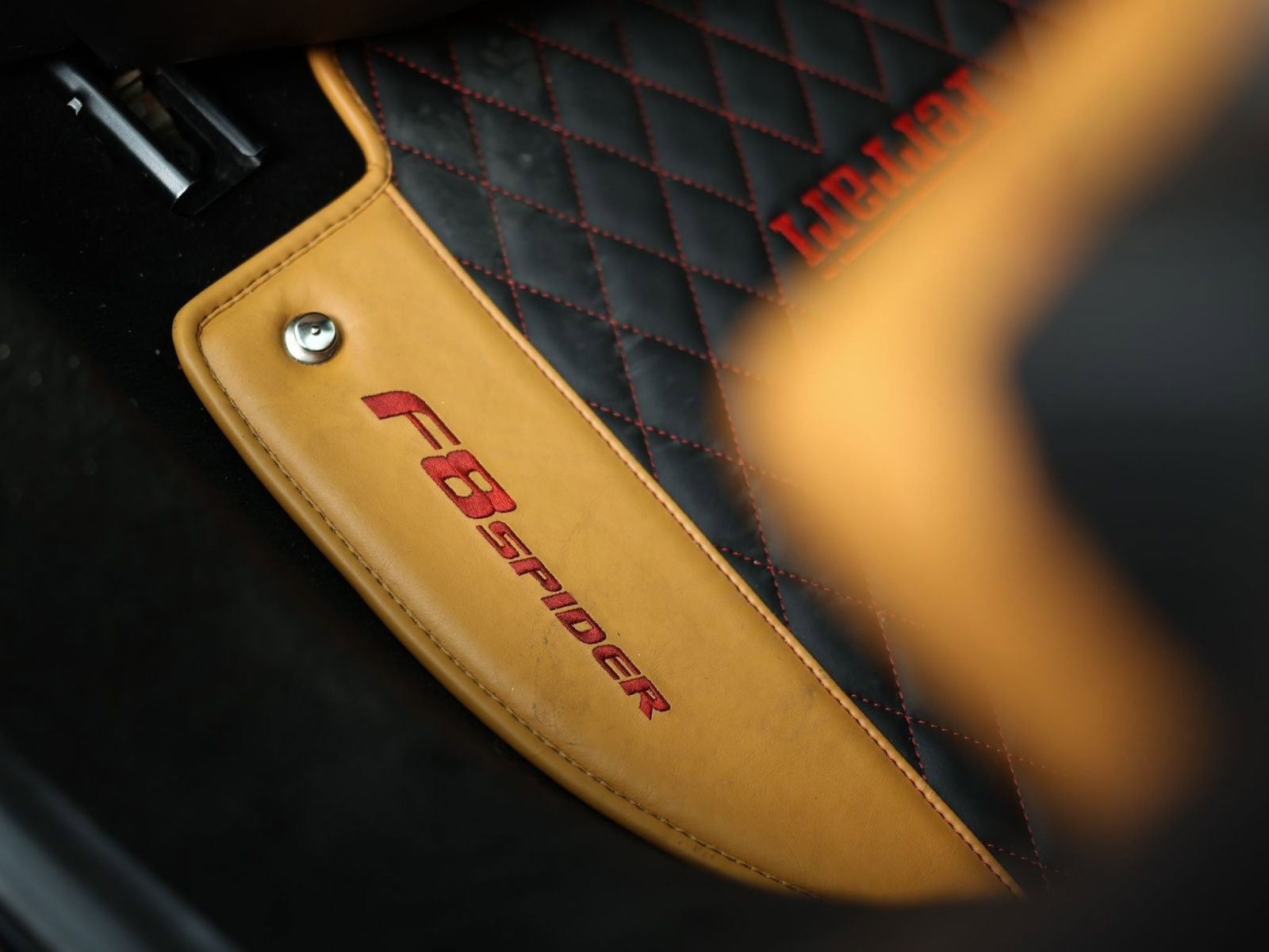 Used 2021 Ferrari F8 Tributo RWD image 28