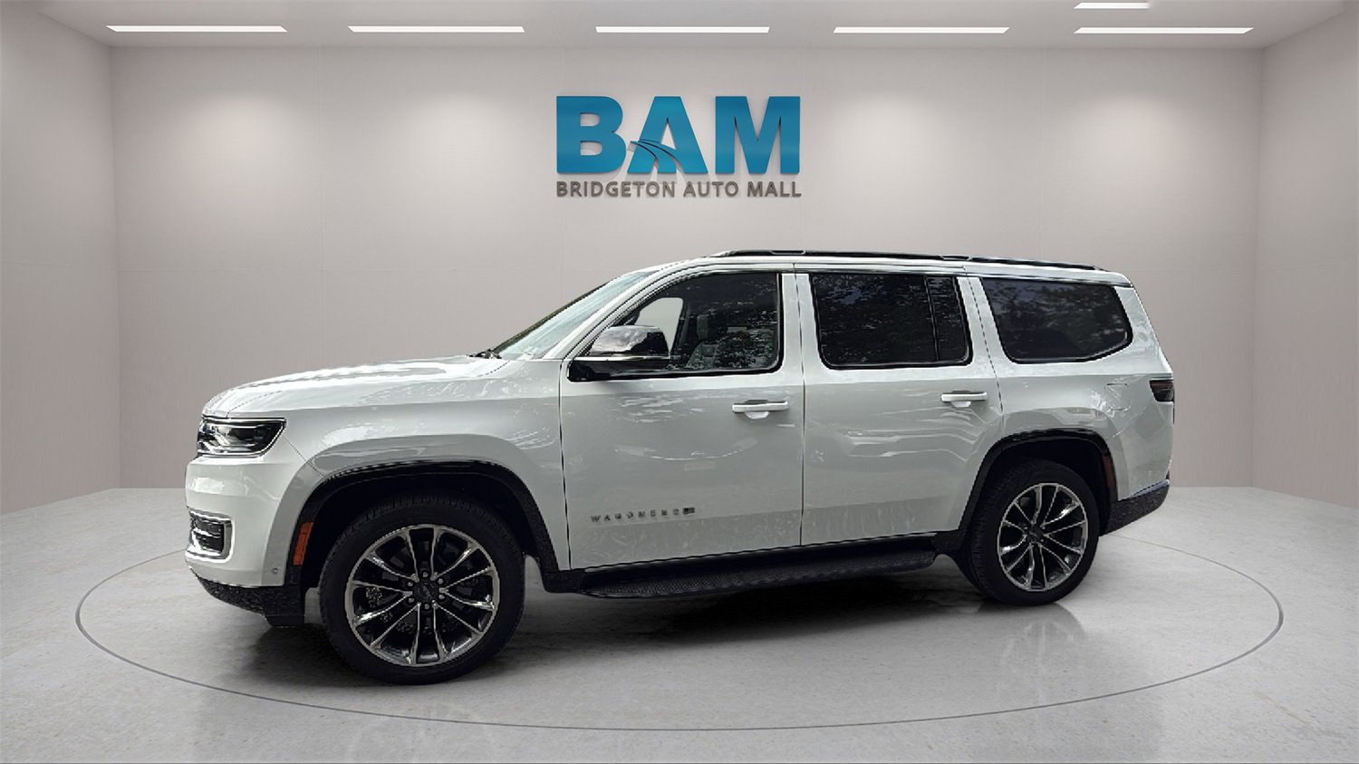 Used 2024 Jeep Wagoneer Series II w/ Premium Group I image 4