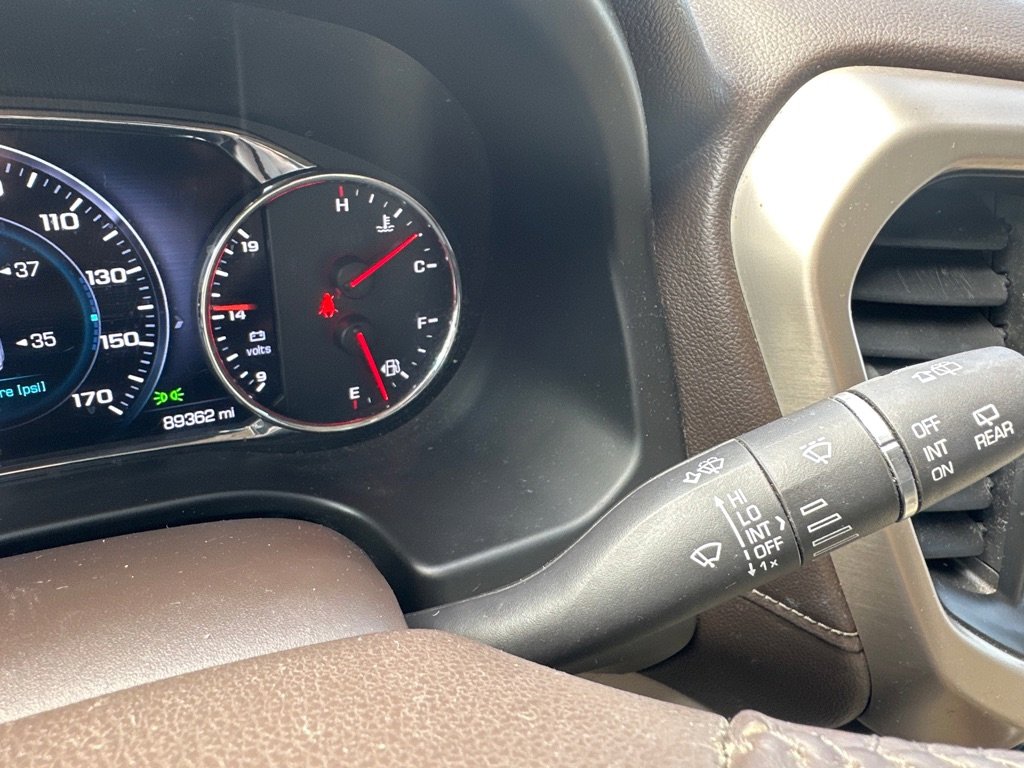 Used 2018 GMC Acadia Denali w/ LPO, Cargo Package image 39
