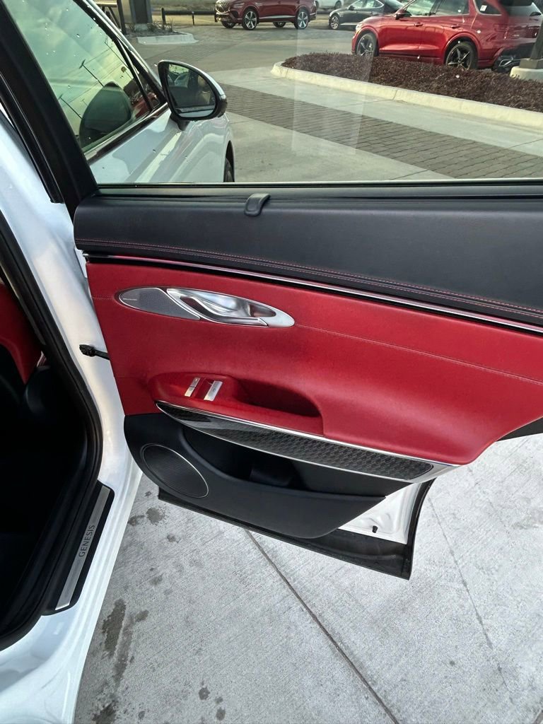 Used 2026 Genesis GV70 3.5T Sport Prestige image 14