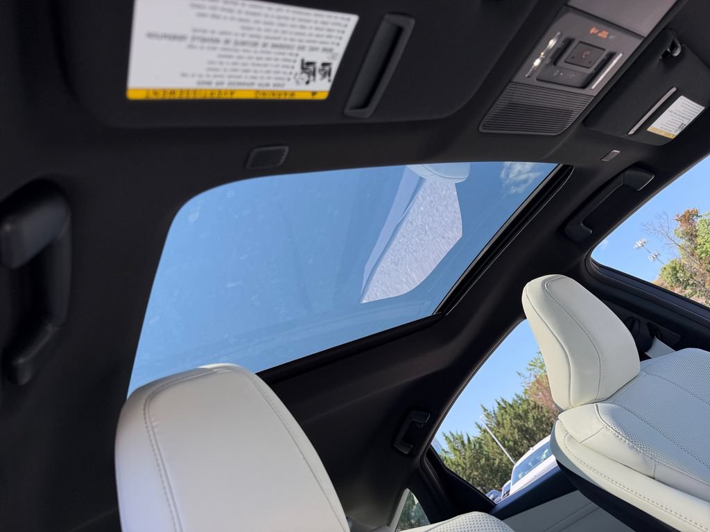New 2026 Lexus ES 350h AWD w/ Cold Area Package image 5