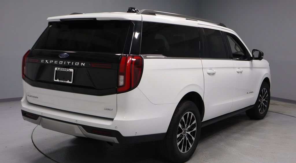 Certified 2025 Ford Expedition Max Platinum AWD/4WD image 11