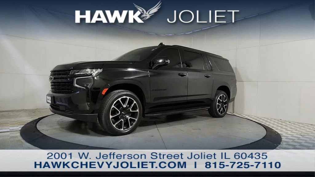 Used 2023 Chevrolet Suburban RST w/ Sport Performance Package AWD/4WD image 4
