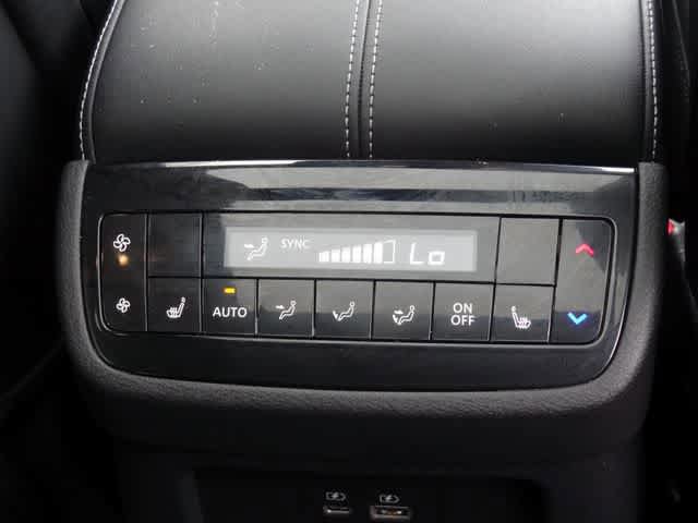 Certified 2025 INFINITI QX60 Luxe AWD/4WD image 16