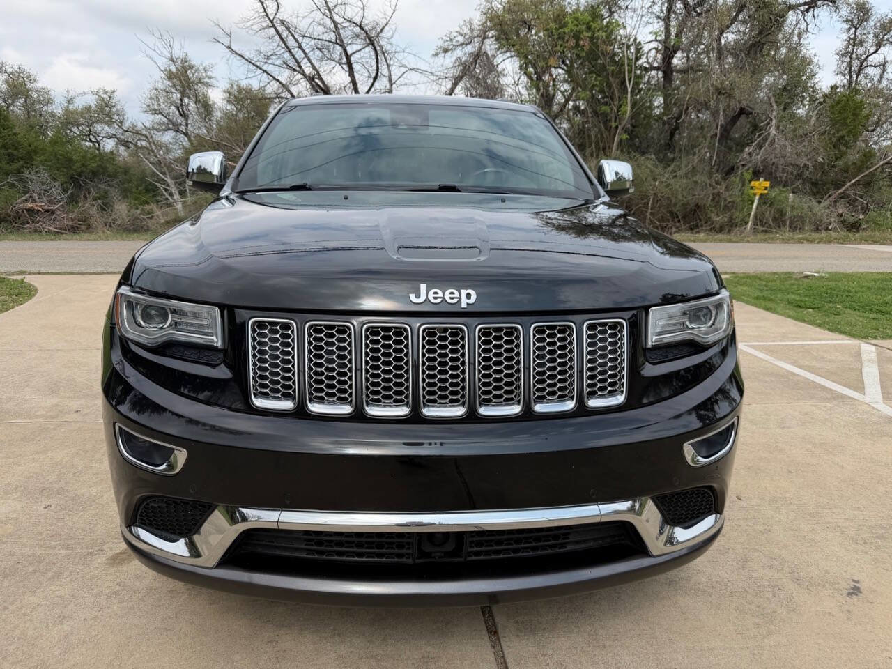 Used 2014 Jeep Grand Cherokee Summit AWD/4WD image 4