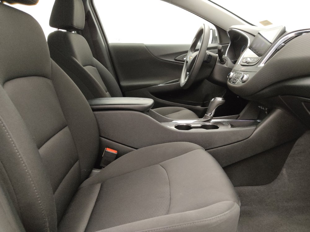 Used 2019 Chevrolet Malibu LT FWD image 21
