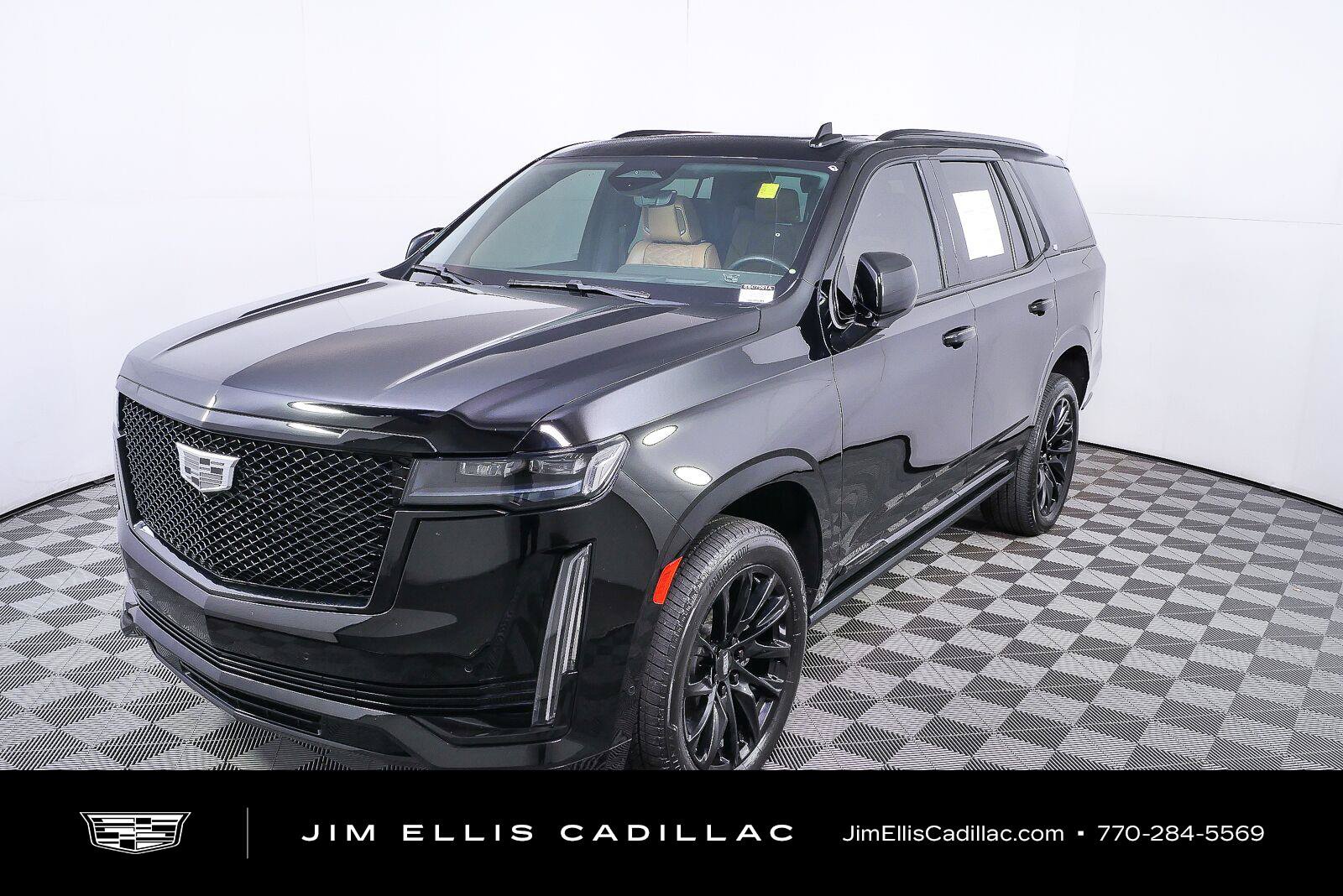 Used 2021 Cadillac Escalade Sport w/ Driver Assist Tech Package AWD/4WD image 27