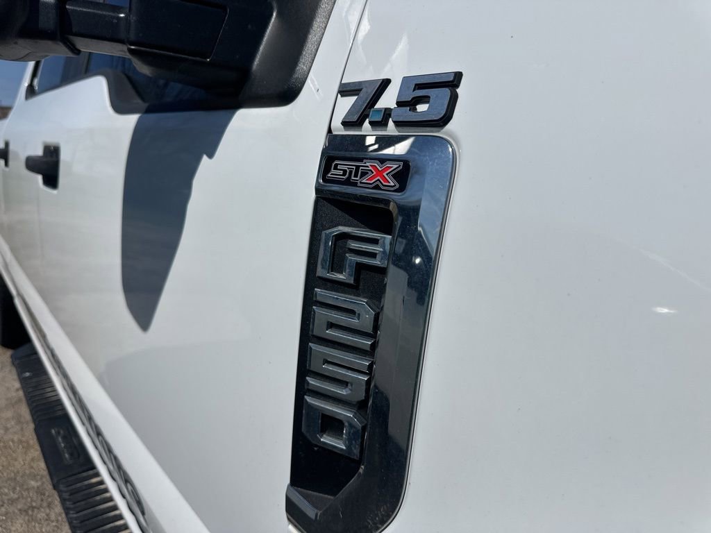 Used 2019 Ford F250 XL w/ STX Appearance Package image 7