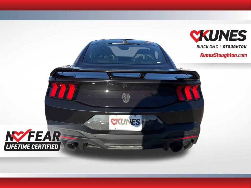 Used 2024 Ford Mustang Dark Horse image 9