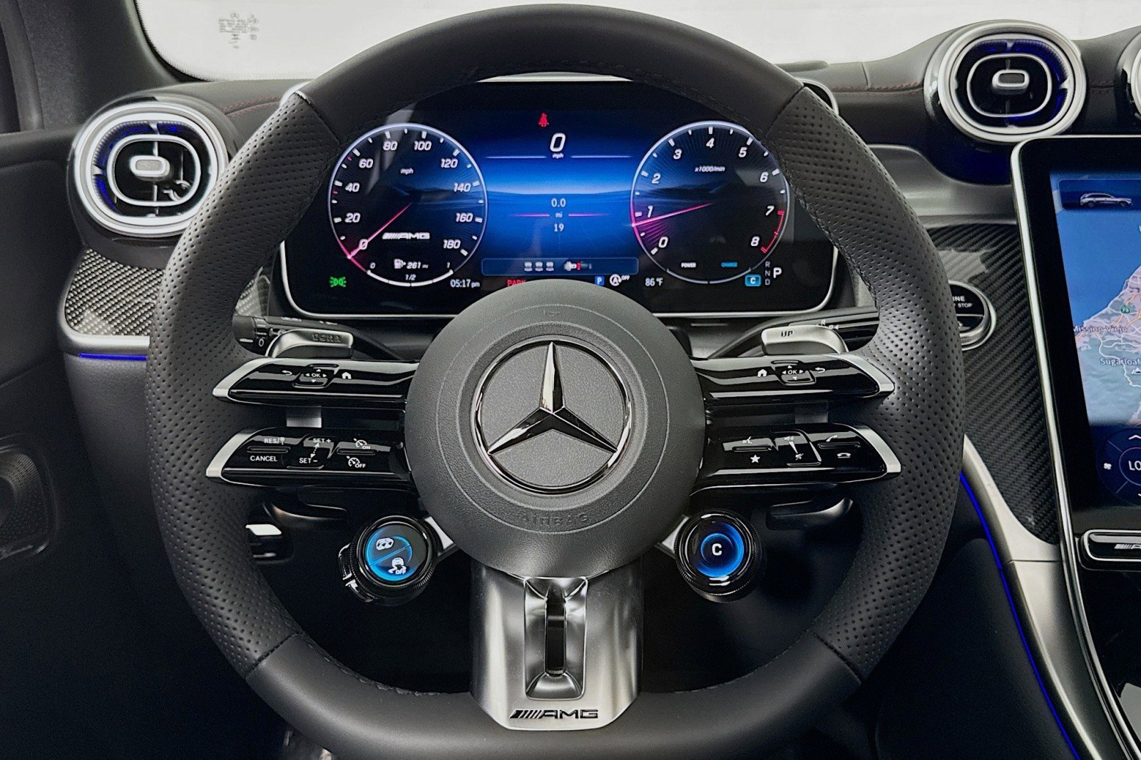 New 2025 Mercedes-Benz GLC 43 AMG 4MATIC image 17