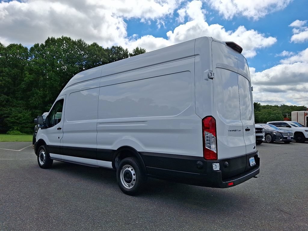Used 2024 Ford Transit 250 148 High Roof Extended w/ Load Area Protection Package RWD image 4